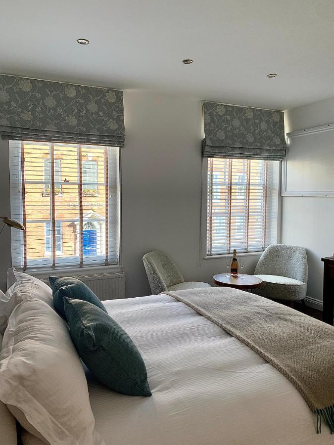 Upstairs At 33 - Self Check In Boutique Accommodation In Worcester Centre Dış mekan fotoğraf